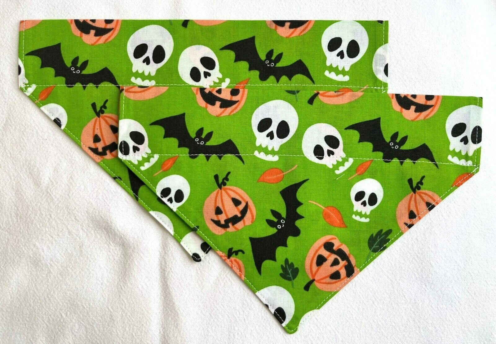Halloween Dog Collar Accessories Bows & Bandanas Handmade in UK. Multi Sizes